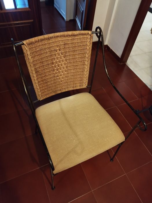Cadeira braços em Ferro