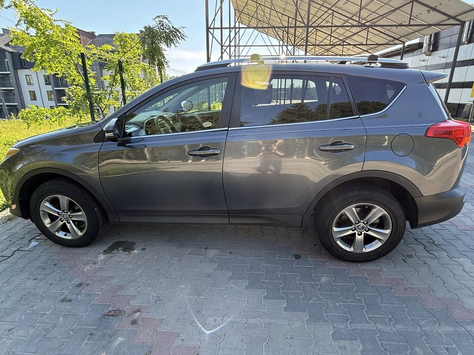 Toyota rav 4 XLE