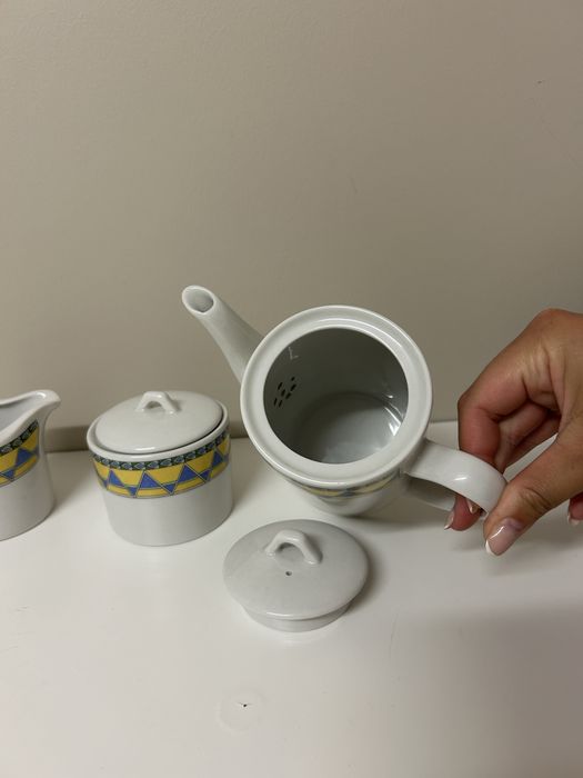 Porcelain Tea/Coffee Set423491387272079361