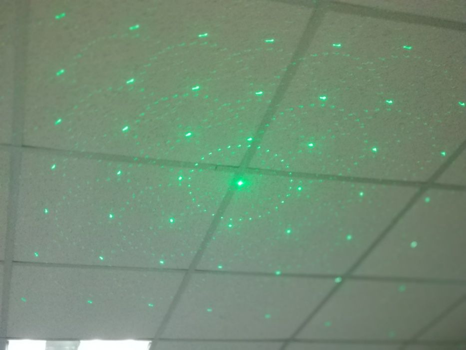 Лазер Sven DY-1030/4