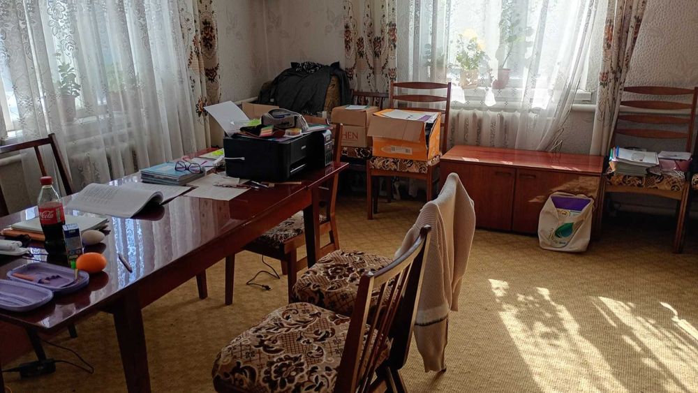 Цегляний будинок з утепленням в смт Гребінки, 15 соток