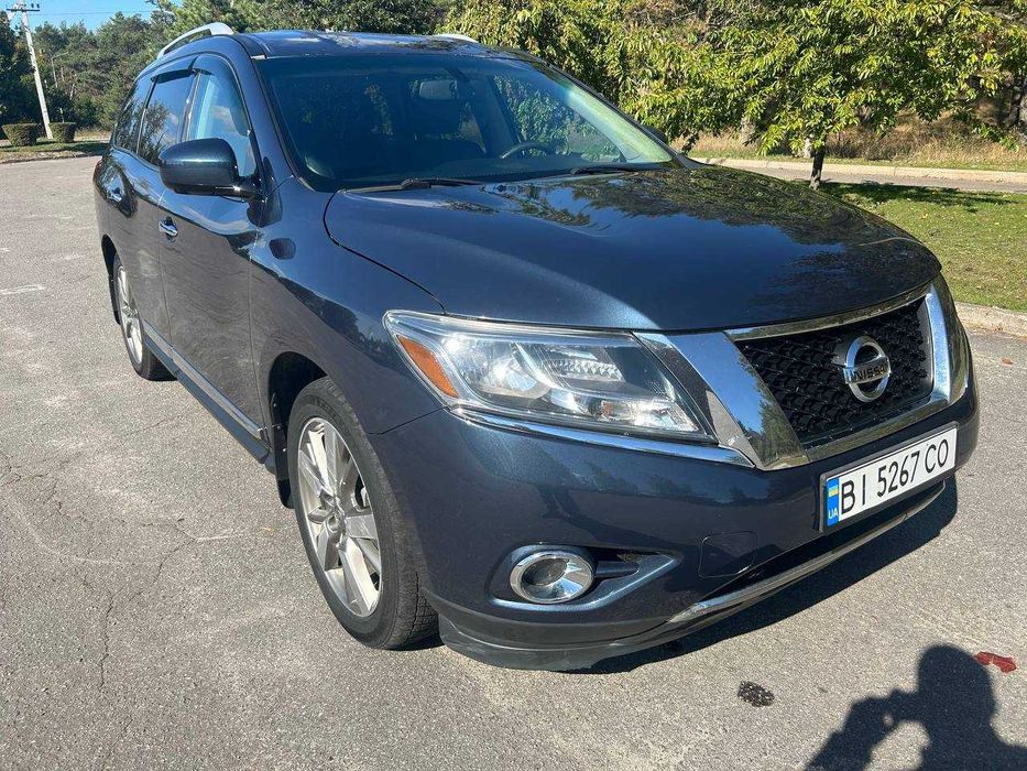 продам авто Nissan Pathfinder