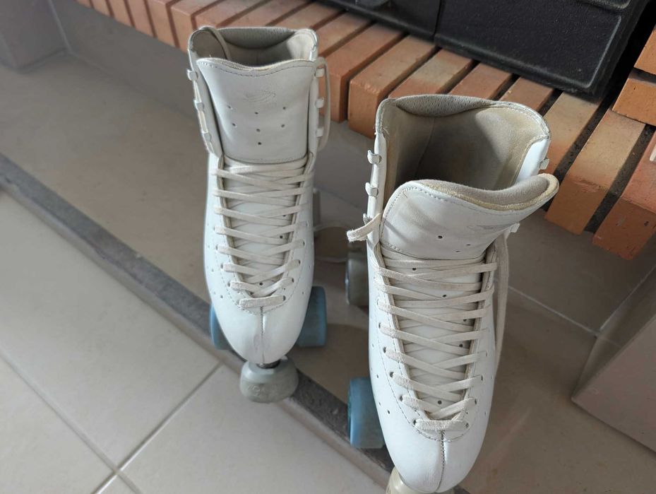 Patins de Patinagem Artística - EDEA Rondo (Tam. 250)