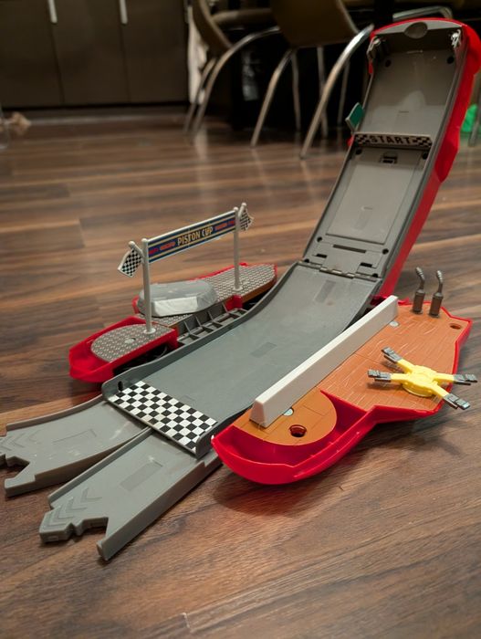 Rozkładany w zjeżdzalnie Zygzak McQueen