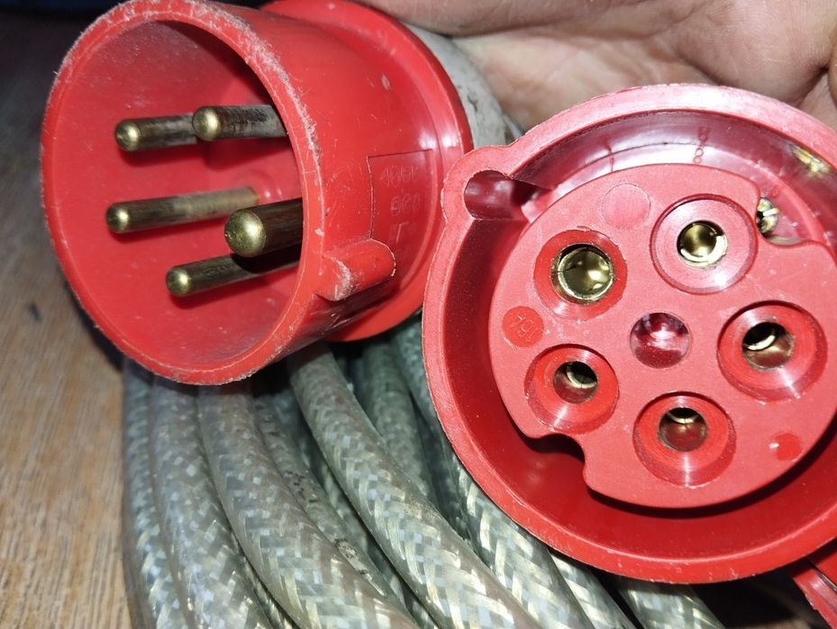 Przedłurzacz 31m  16a wtyczka gniazdo budowlany