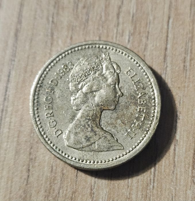 One Pound - 1983 - Elisabeth II