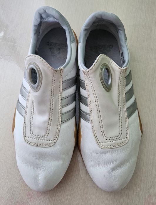 Взуття Adidas. Оригінал. Шкіра. Розмір 36.