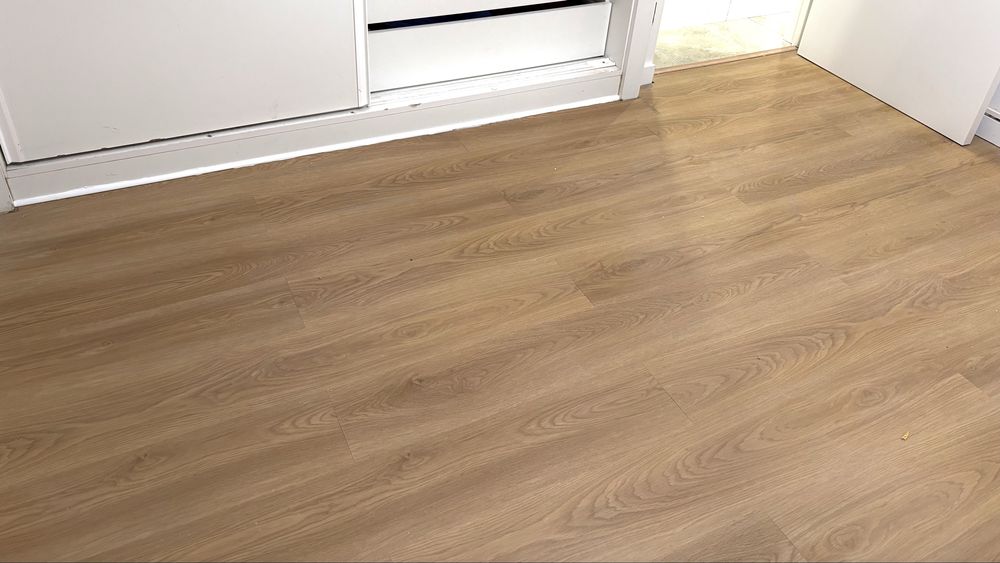 Floating Floor Installation64529202074242122