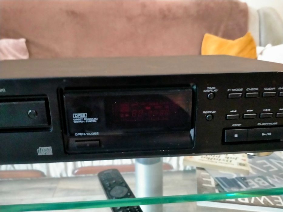 Odtwarzacz CD Kenwood DP-1020