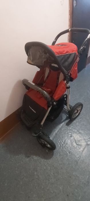 Коляска Coneco + люлька