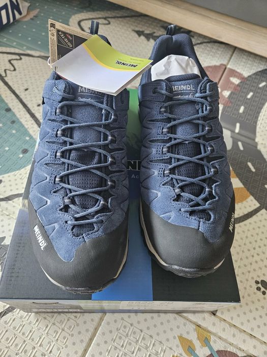 Buty turystyczne męskie Meindl Mondello GTX jeans/marine rozmiar 46.5
