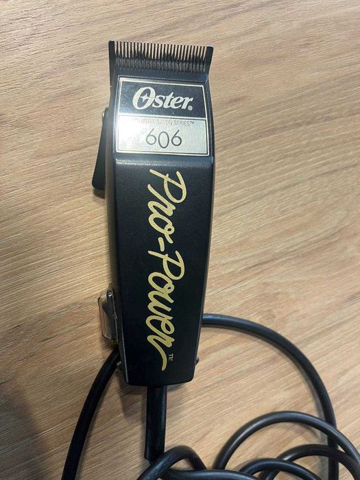 Професійна машинка для стрижки Оster 606