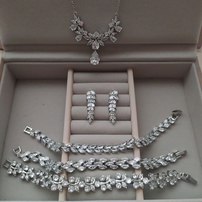 Srebrny komplet ślubny naszyjnik kolczyki bransoletka