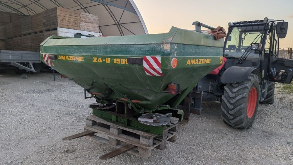 Rozsiewacz nawozu amazone za-u 1501