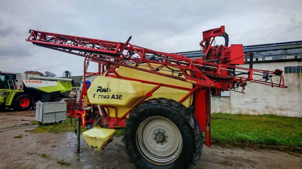 opryskiwacz KVERNELAND IKARUS A 3800L/24M, 59000netto, FV VAT