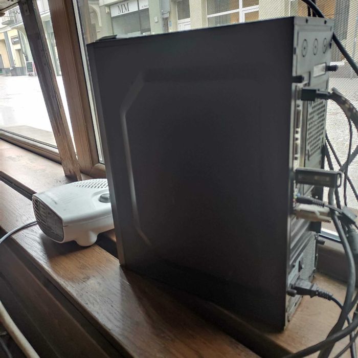 Komputer stacjonarny Win10