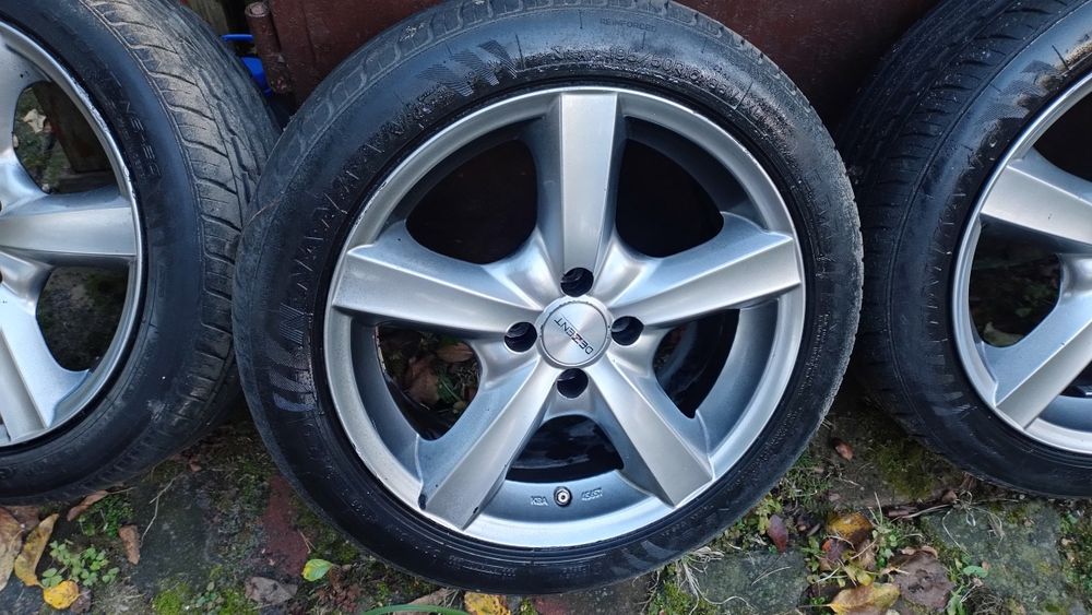 Felgi Dezent F 7jx16 ET 38 z oponami