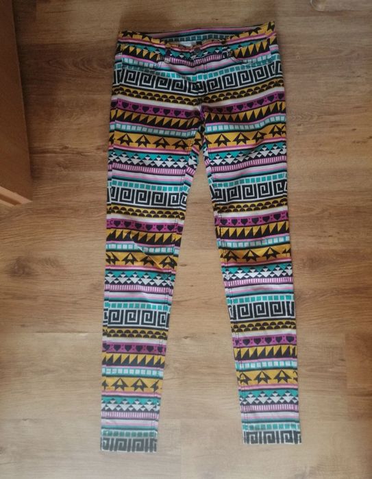 Spodnie wzorzyste kolorowe azteckie wzory H&M
