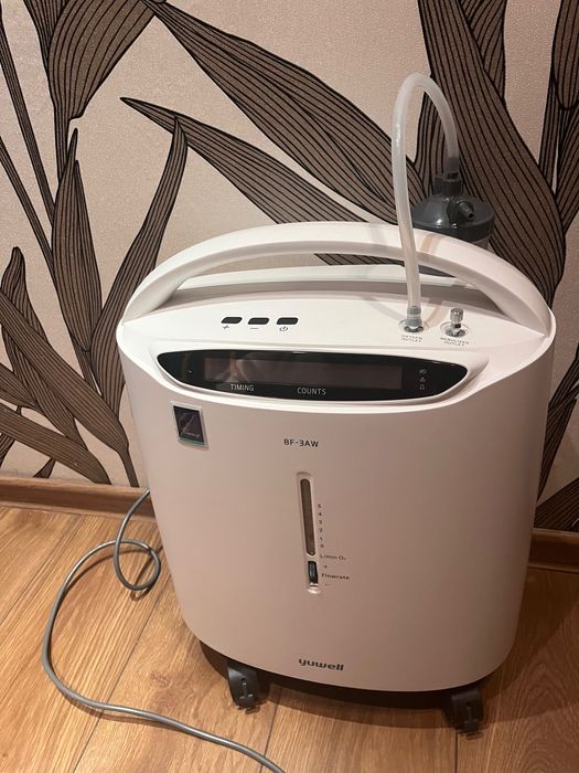 Koncentrator tlenu Yuwell 8F 3AW