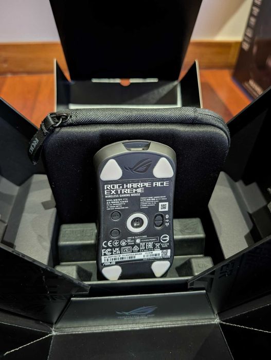 ASUS Rog Harpe Ace Extreme Wireless