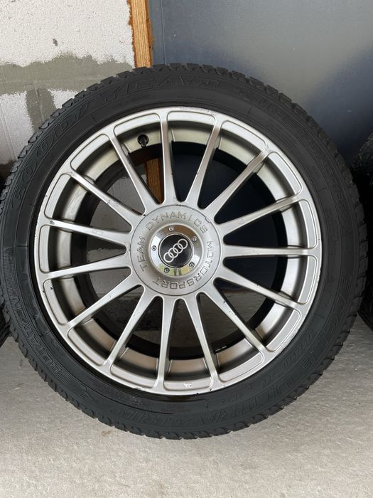 Диски з резиною на AUDI r18