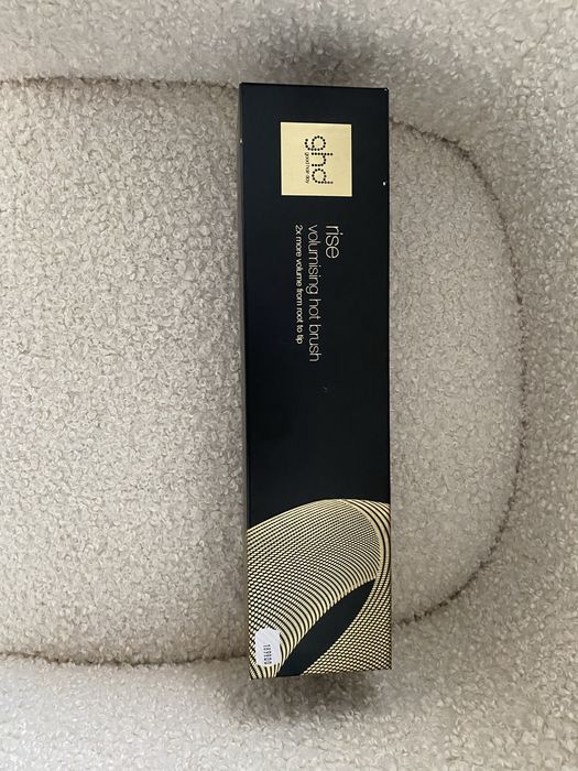 Щітка для обʼєму волосся ghd Rise Volumising Hot Brush