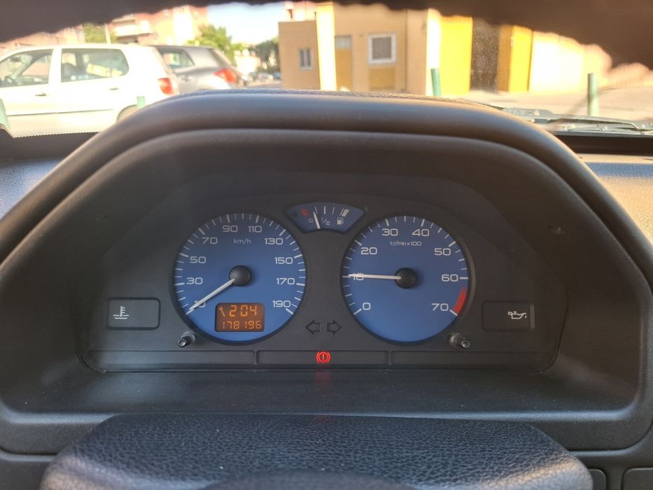 Peugeot 106 Green