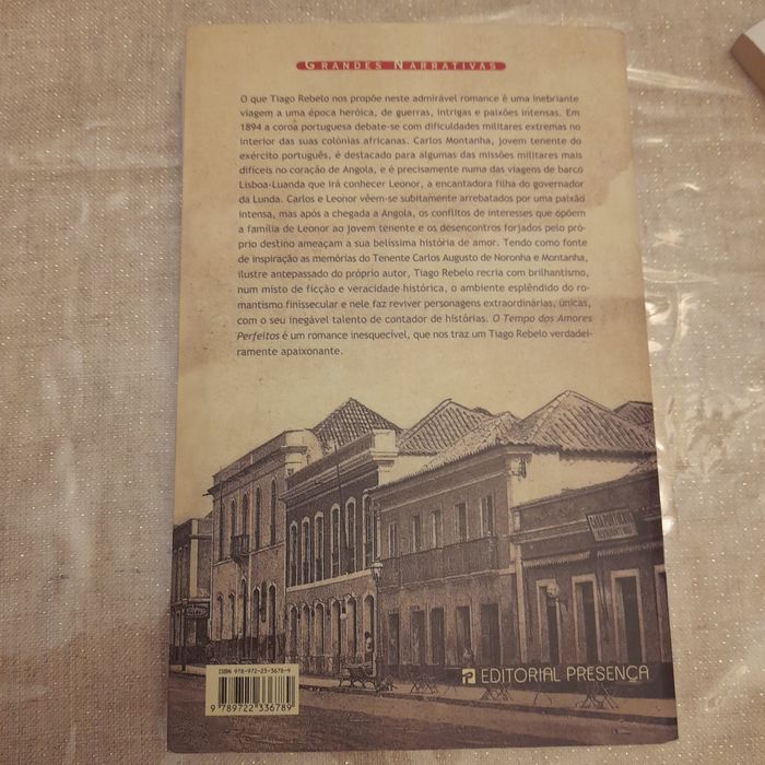 Livro "O Tempo dos Amores Perfeitos"