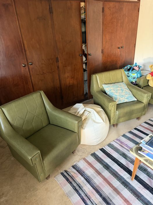Vendo sofa cama e poltronas