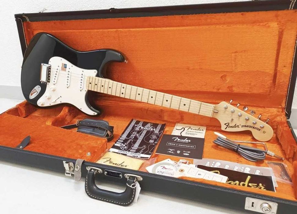 Fender Stratocaster American Vintage AVRI 70'S Nova