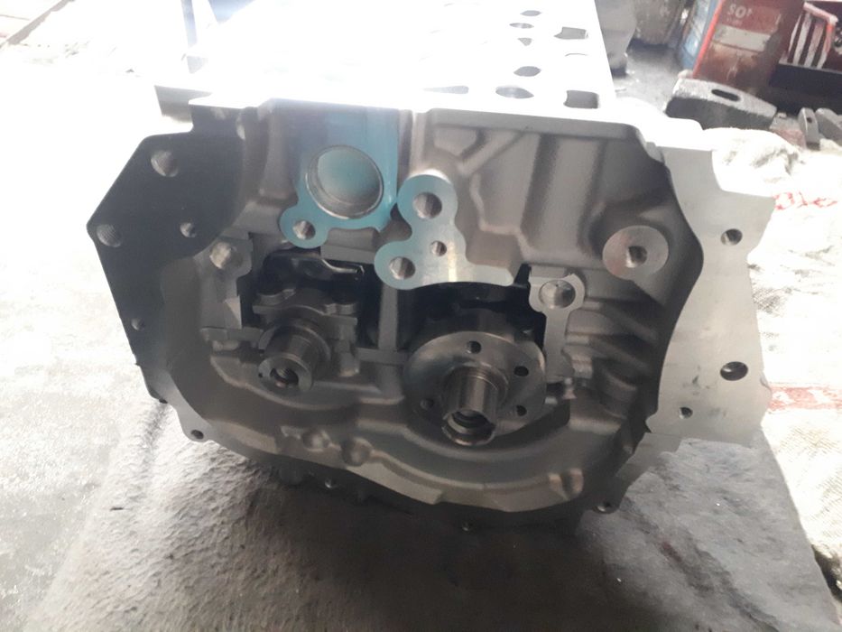 NOWA Głowica RENAULT Master 2.3 dci E5 opel movano