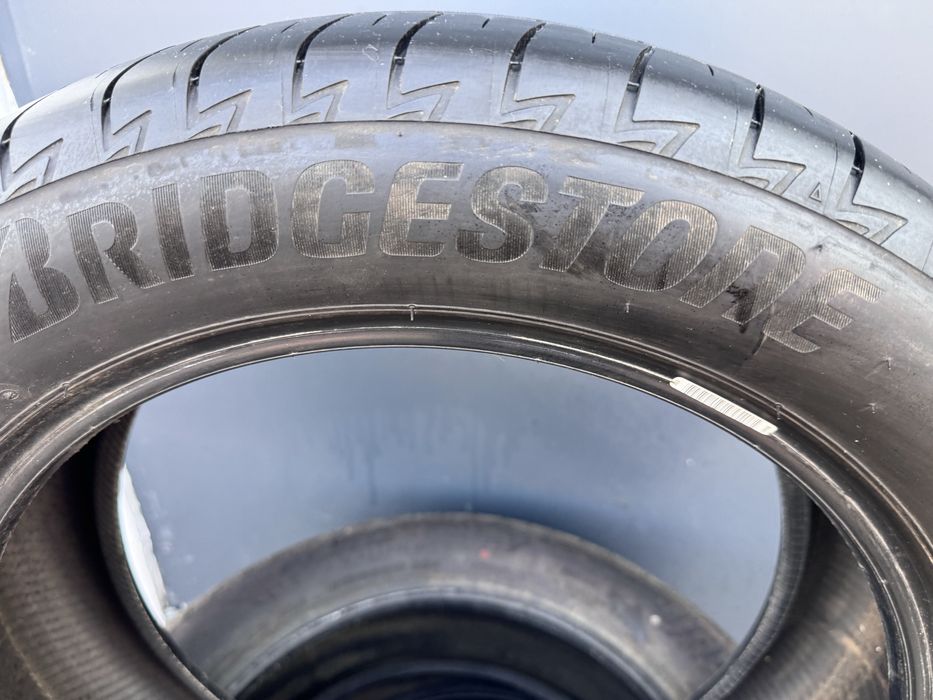 Bridgestone Turanza 215/55r18 lato 2023