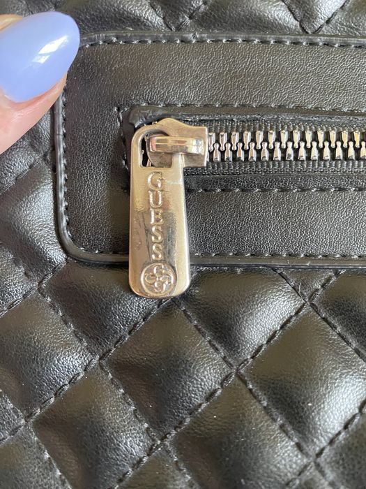 Фірмовий рюкзак Guess