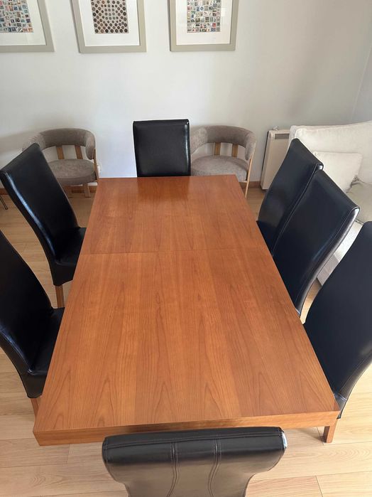 Conjunto de 8 cadeiras de sala de jantar