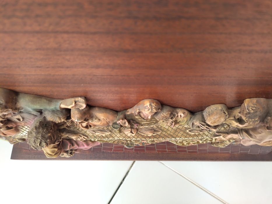 Ceia de Cristo em alto relevo