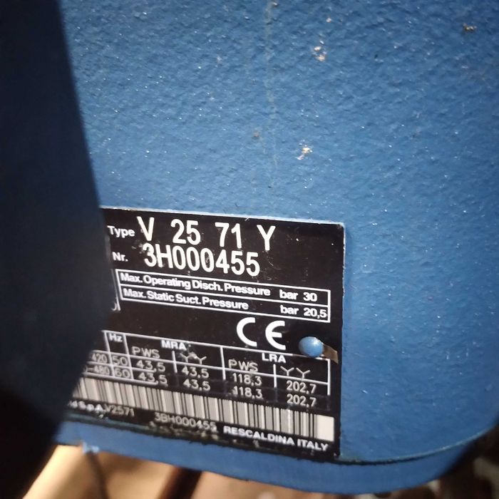 Продам компрессор продам