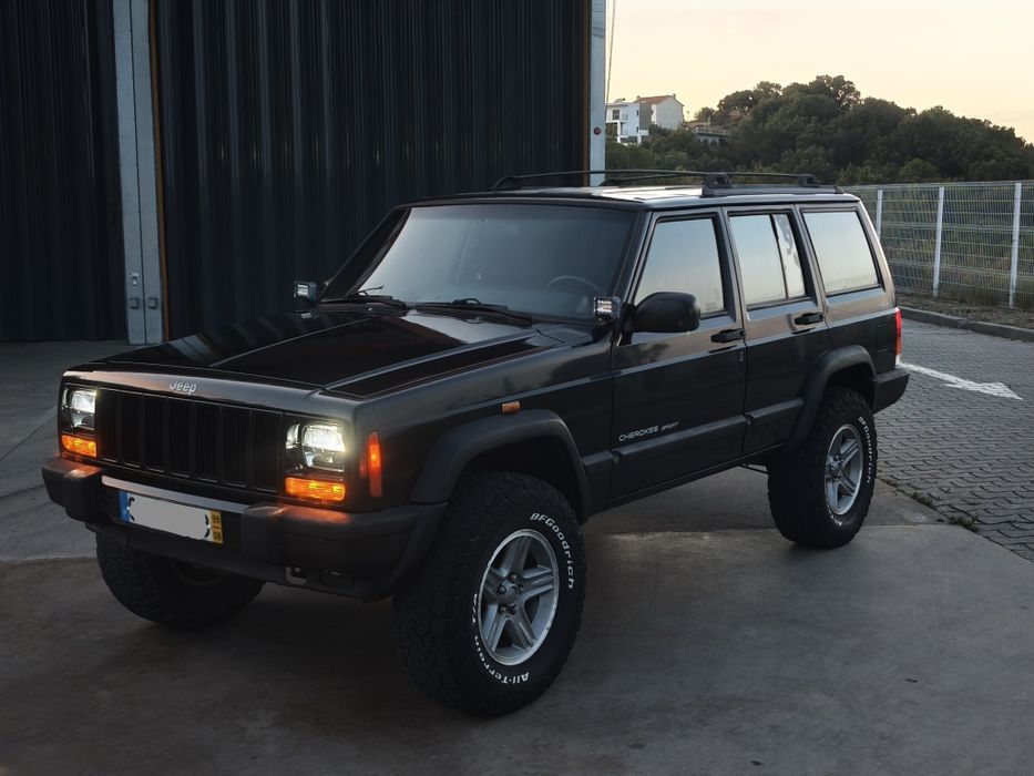 Jeep Cherokee Sport motor tdi PD foto 2