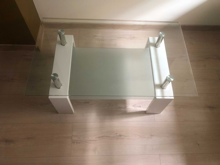 Biała, szklana, lakierowana ława BODZIO. Wymiary 100cm x 60cm