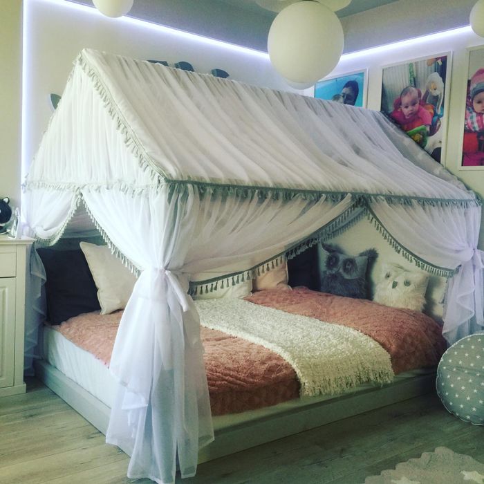 Łóżko dla małej księżniczki z materacem