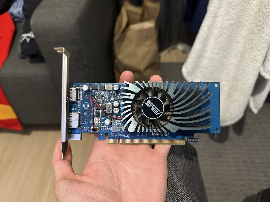 Placa Gráfica ASUS NVIDIA GeForce GT 1030 2GB GDDR5