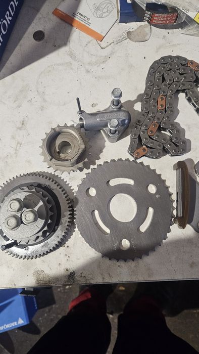 Wymiana rozrządu 1.6 CDTI