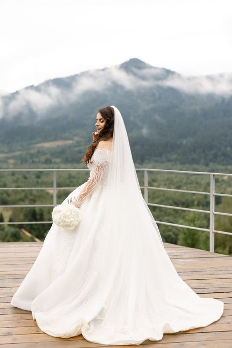 Весільне плаття