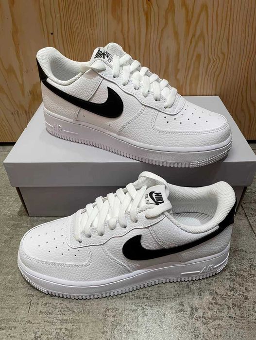 Nike Air Force 1 Low '07 White Black Pebbled Leather-Rozmiar 40