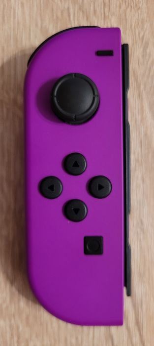 Jeden fioletowy dzojkon