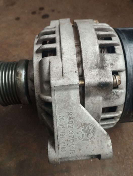 В продажі генератор на ВАЗ 2110