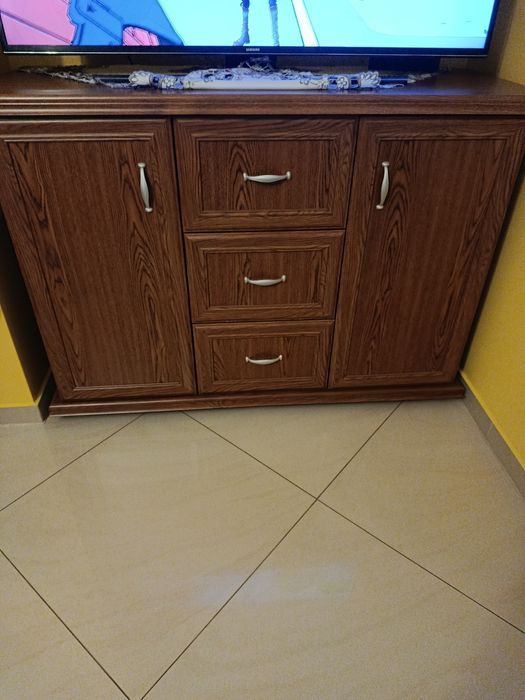 Komoda z szufladami złoty dąb