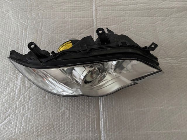 subaru legacy iv lampa prawa xenon lift 06-09 100-20959 koito cała kpl