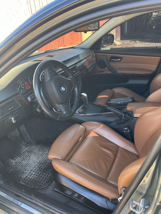 Продам BMW 335 i