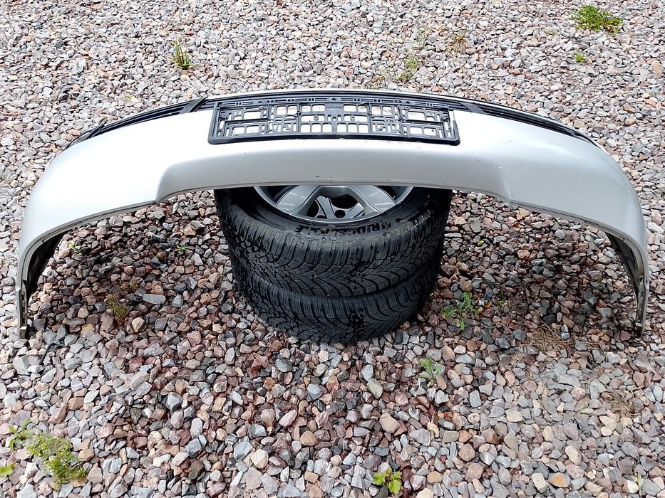 Zderzak przedni przód Audi A4 B5 lift kod lakieru LY7W