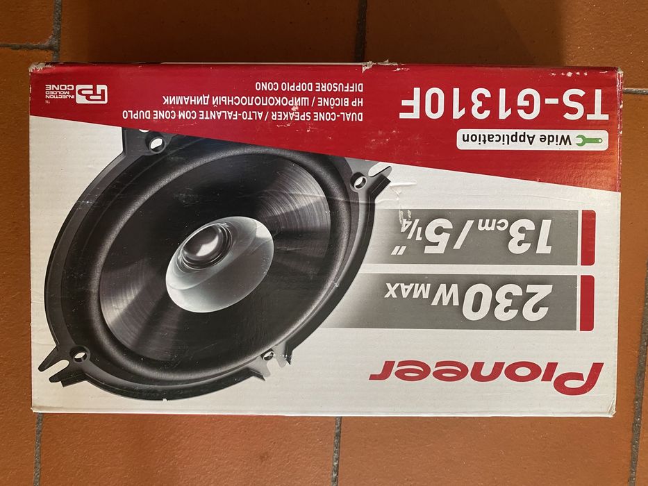 Colunas Pioneer 230W